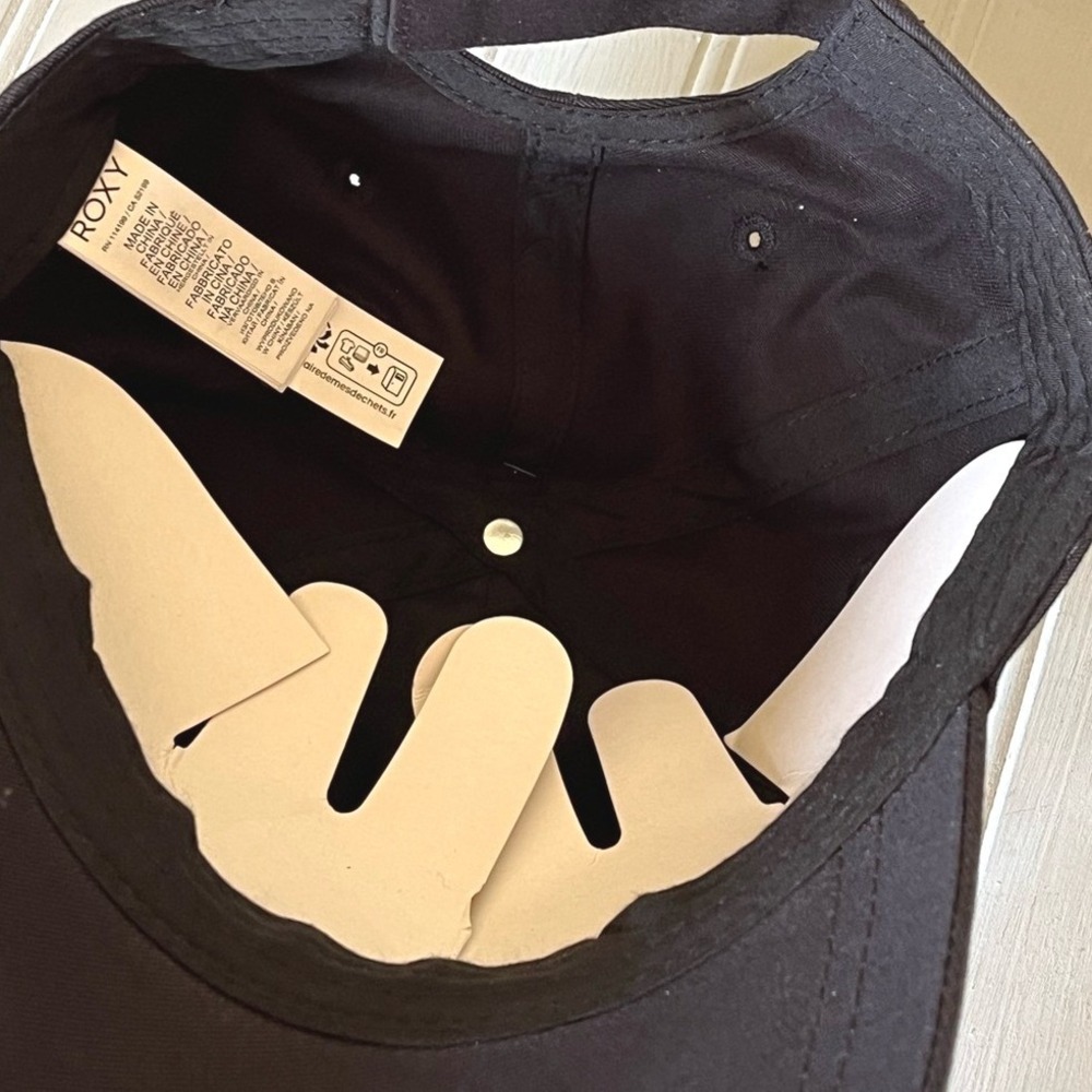 Roxy Dear Believer Logo Baseball Hat Black Womens One Size Adjustable Cotton NWT - Picture 10 of 12